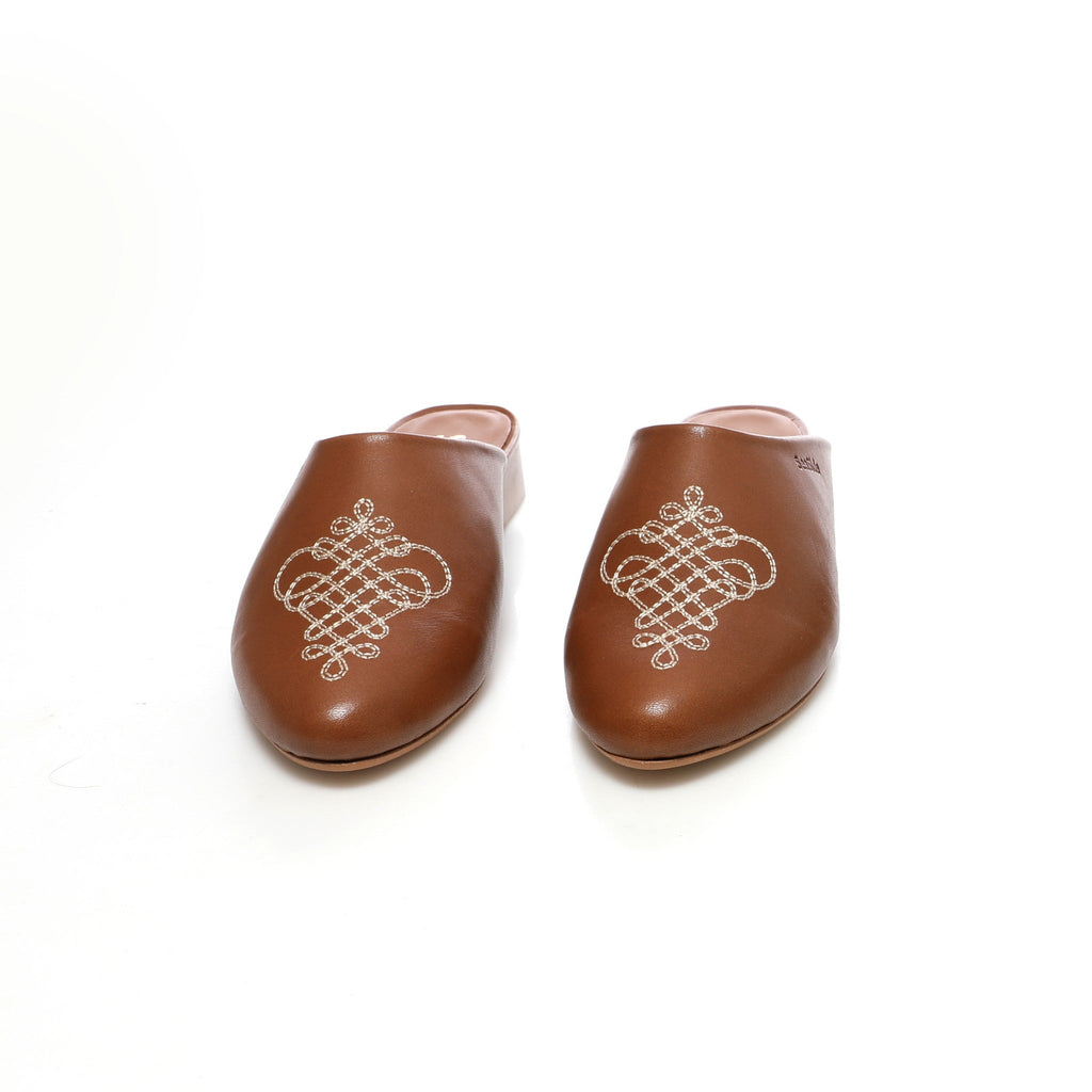 Mule Arabesque Camel
