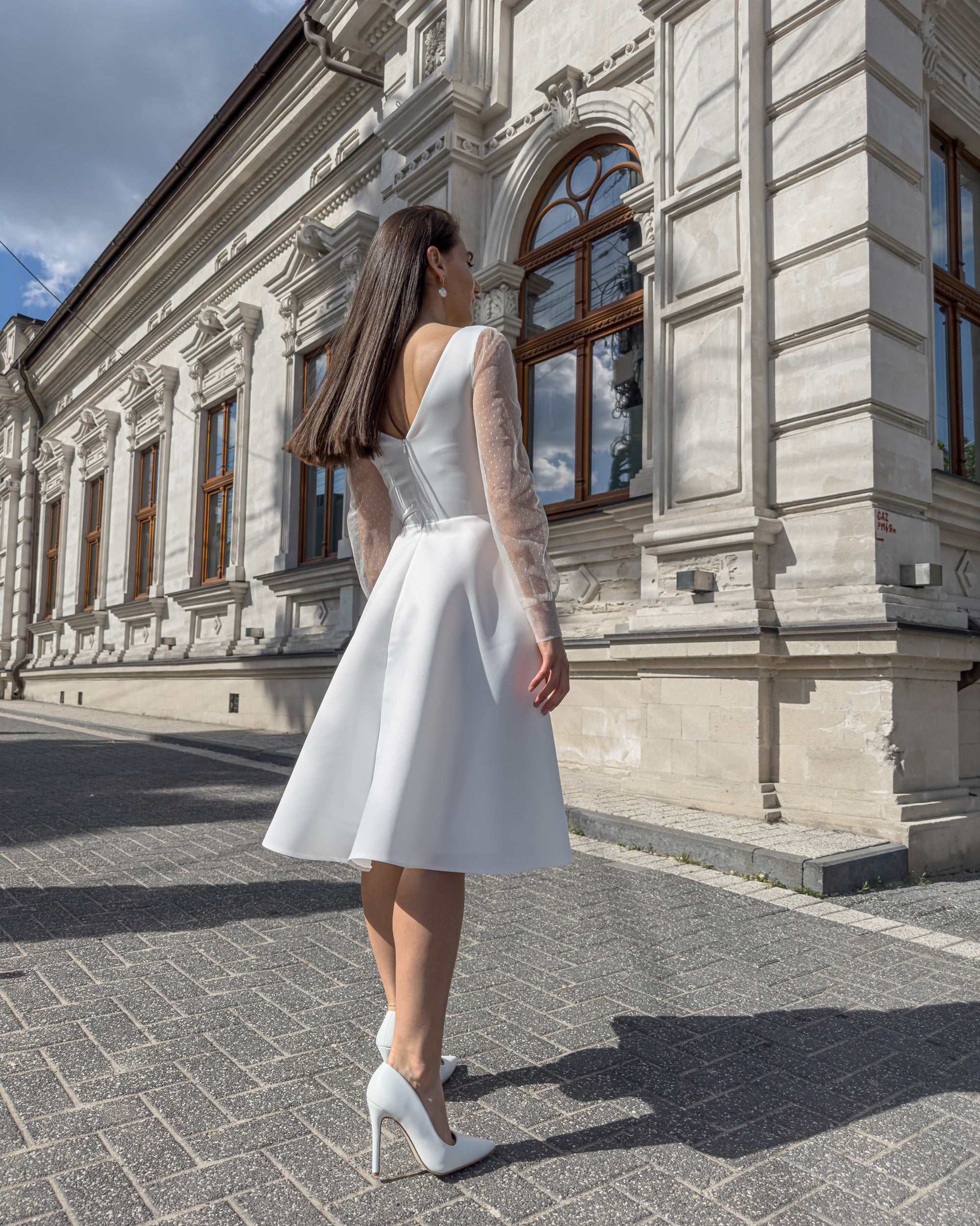 Rochie alba eleganta din satin, pentru cununie civila si evenimente
